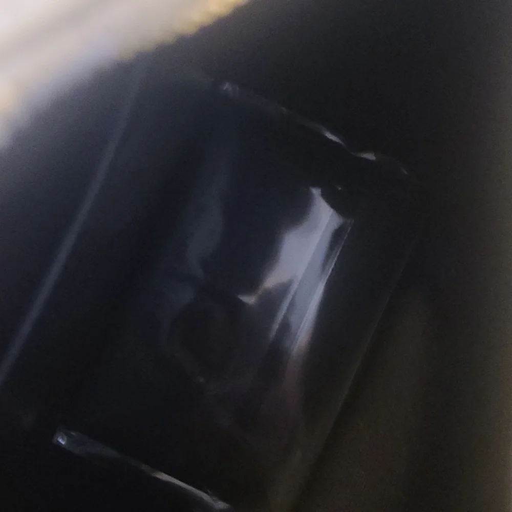 Handbag - Picture 2 of 3